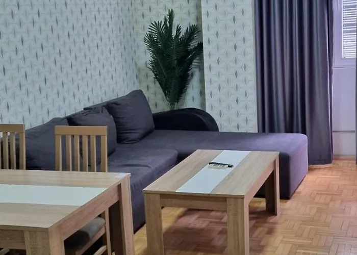 Nm Bus Station Apartment